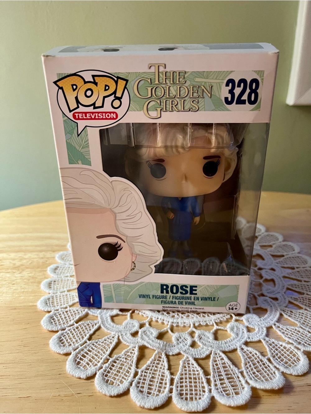 Funko POP! The Golden Girls Rose Vinyl Figure - Blue Outfit